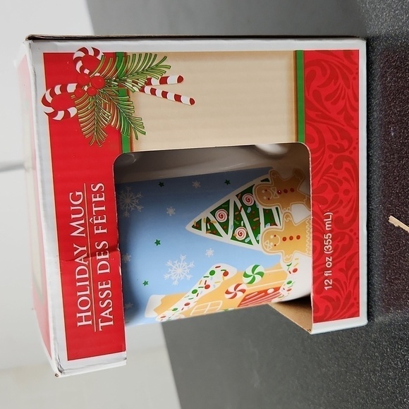 NIB Christmas Mug from Greenbrier International - Picture 1 of 6